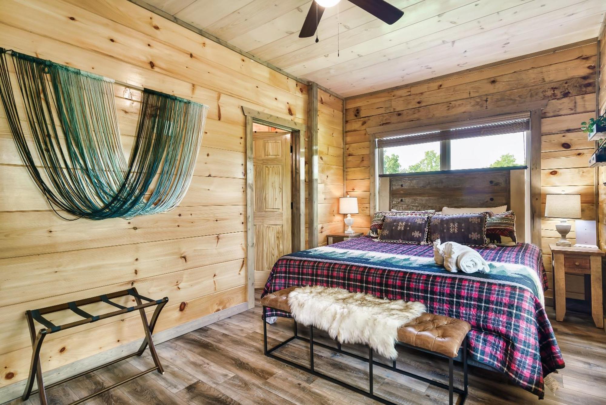 Spring Sale! Indoor Pool, Pet Stays Free, Movie, Hottub Sevierville Exterior foto